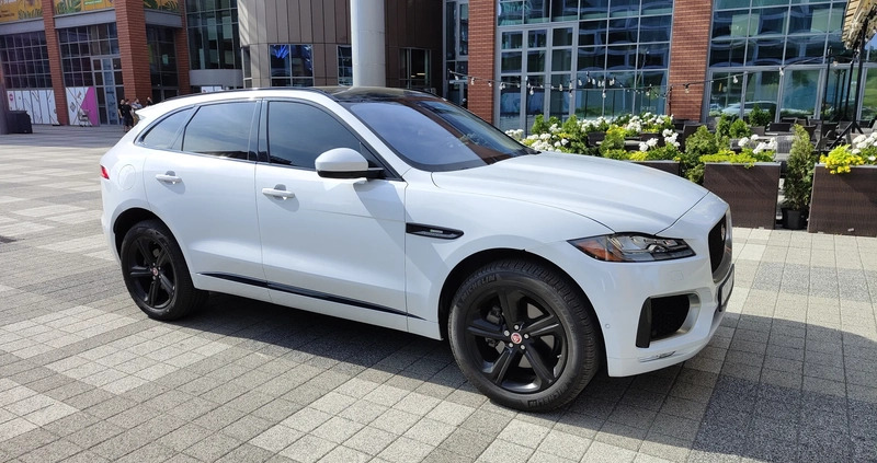 Jaguar F-Pace cena 115000 przebieg: 128000, rok produkcji 2018 z Międzyrzec Podlaski małe 529